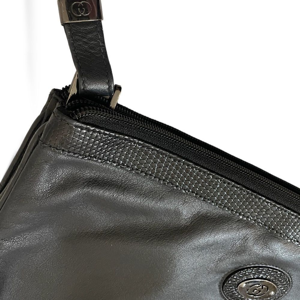 GUCCI Black Leather & Python Trim Vintage Clutch - Picture 8 of 15